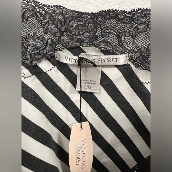 Bundle 💗🖤Victoria's Secret Lingerie - Picture 10 of 14